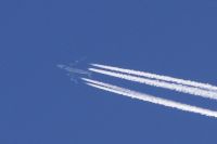 Read more: ChemTrail Photos - Day 7 - 03.04.2010 - Pozdrav od 4 motorne Ajkule