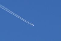 Read more: ChemTrail Photos - Day 7 - 03.04.2010 - Pozdrav od 4 motorne Ajkule