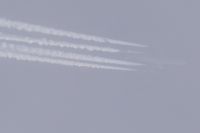 Read more: ChemTrail Photos - Day 16 - 22.04.2010 - Orbovi, križevi, sokoli, egipatski prašinari
