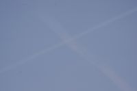 Read more: ChemTrail Photos - Day 16 - 22.04.2010 - Orbovi, križevi, sokoli, egipatski prašinari