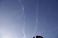 Read more: ChemTrail Photos - Day 22 - 01.05.2010 - Prvomajski masakr na nebu