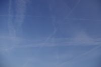 Read more: ChemTrail Photos - Day 22 - 01.05.2010 - Prvomajski masakr na nebu