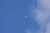 Read more: ChemTrail Photos - Day 33 - 05.06.2010 - Kemijski trag on/off