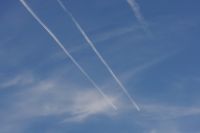 Read more: ChemTrail Photos - Day 49 - 13.11.2010 -  Uobičajena gužva na nebu
