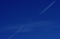Read more: ChemTrail Photos - Day 49 - 13.11.2010 -  Uobičajena gužva na nebu