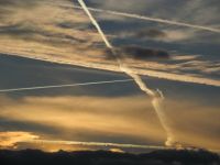 Read more: ChemTrail Photos - Day 52 - 19.12.2010 -  Predbožićno sprejanje