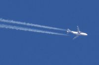 Read more: ChemTrail Photos - Day 53 - 16.01.2011 -  Nepoznati četveromotorni zaprašivač