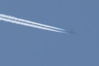 Read more: ChemTrail Photos - Day 53 - 16.01.2011 -  Nepoznati četveromotorni zaprašivač