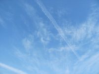 Read more: ChemTrail Photos - Day 61 - 14.05.2011 -  Anonimni Boeing